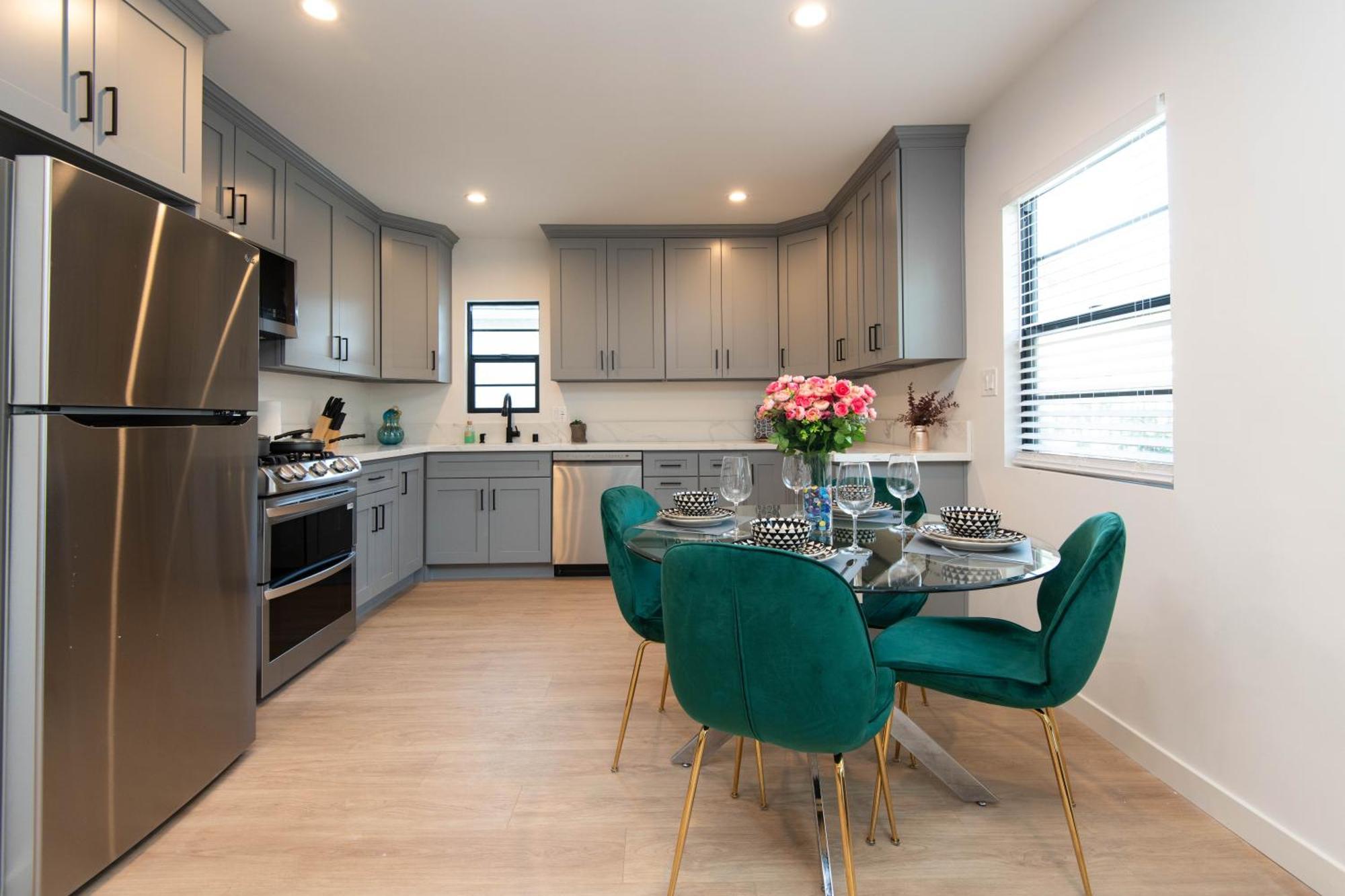 Dream Apartment Burbank